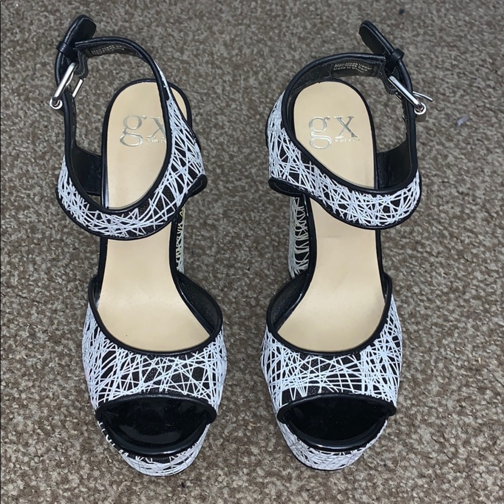 Chunky heels